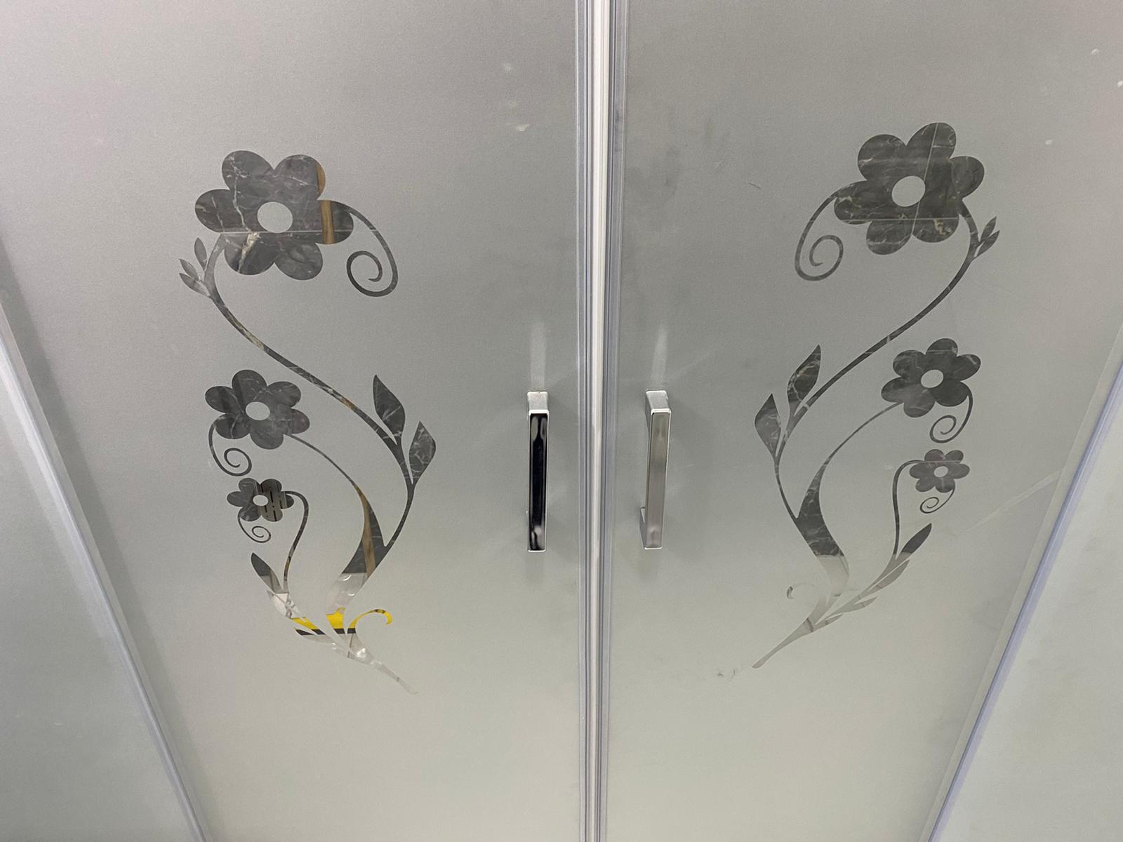 Çiçek Desenli Duşakabin H190