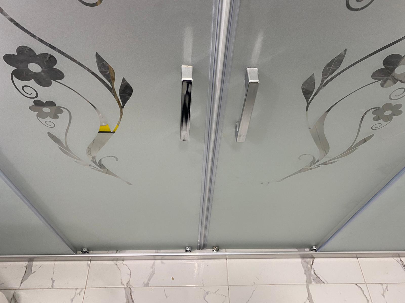 Çiçek Desenli Duşakabin H190