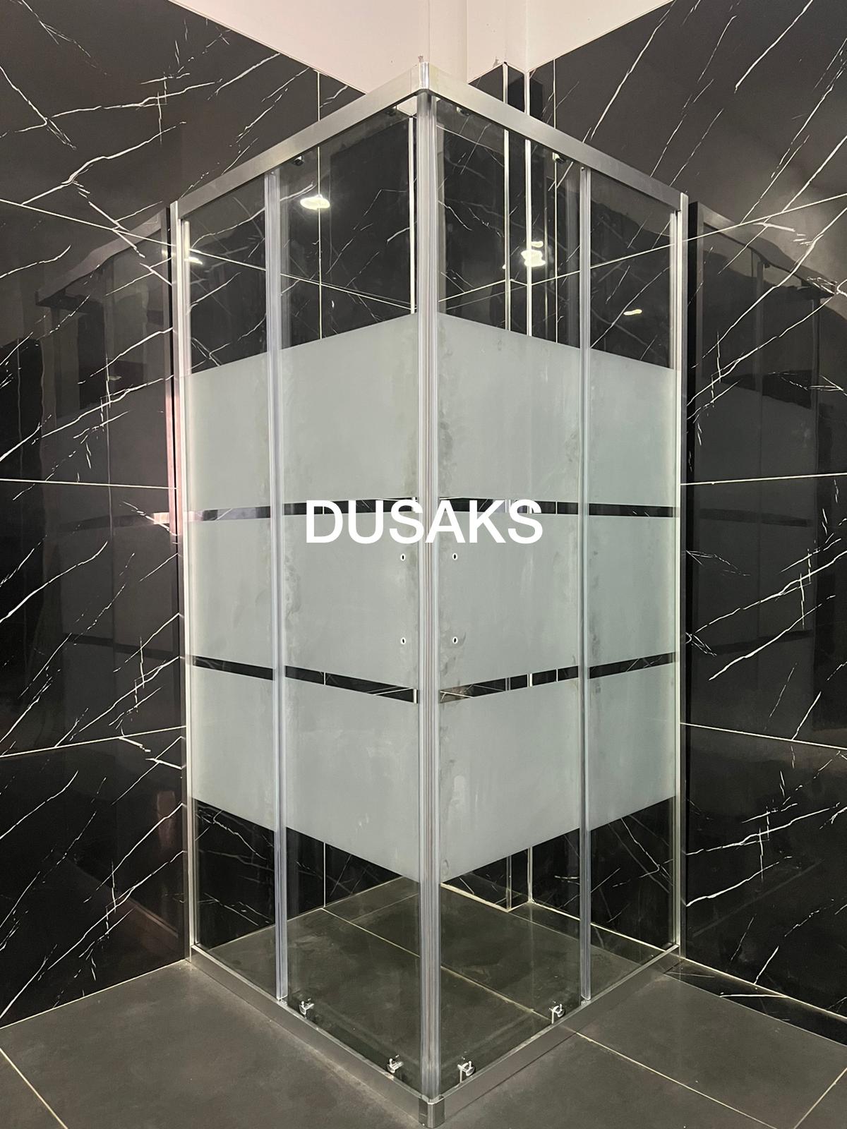 Parlak Duşakabin Kumlama 5Mm Temperli Cam Yükseklik 190 Cm