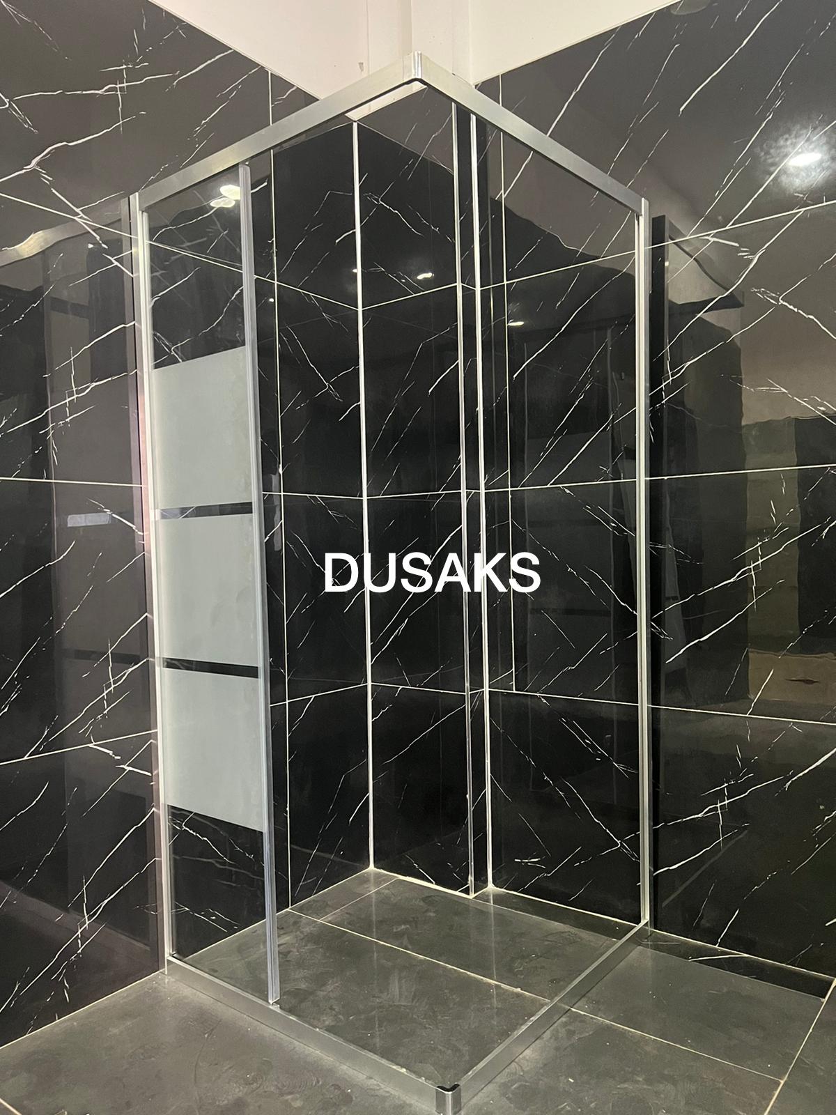 Parlak Duşakabin Kumlama 5Mm Temperli Cam Yükseklik 190 Cm