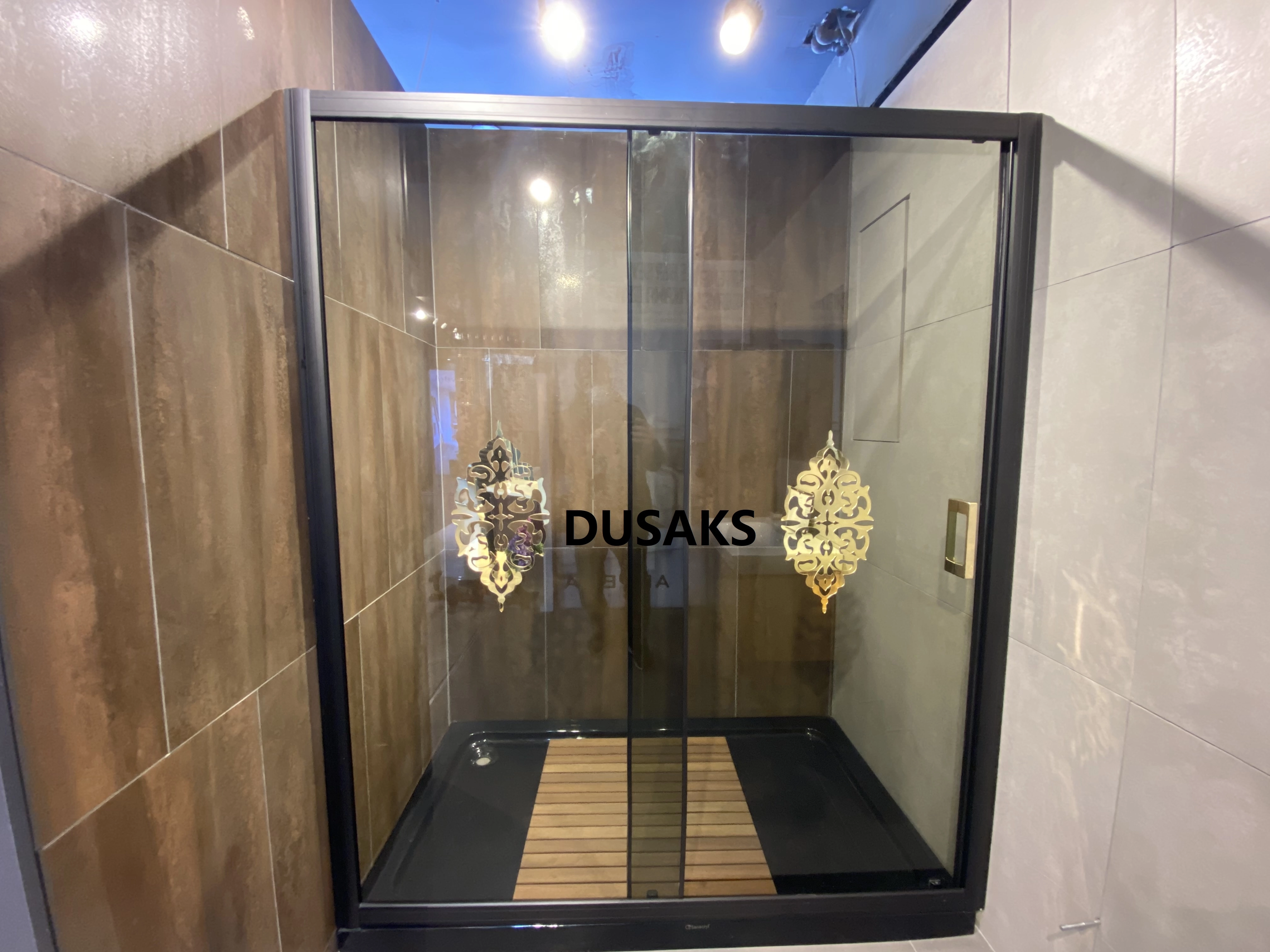 Siyah Duşakabin Füme Sarı Desenli Cam H 190
