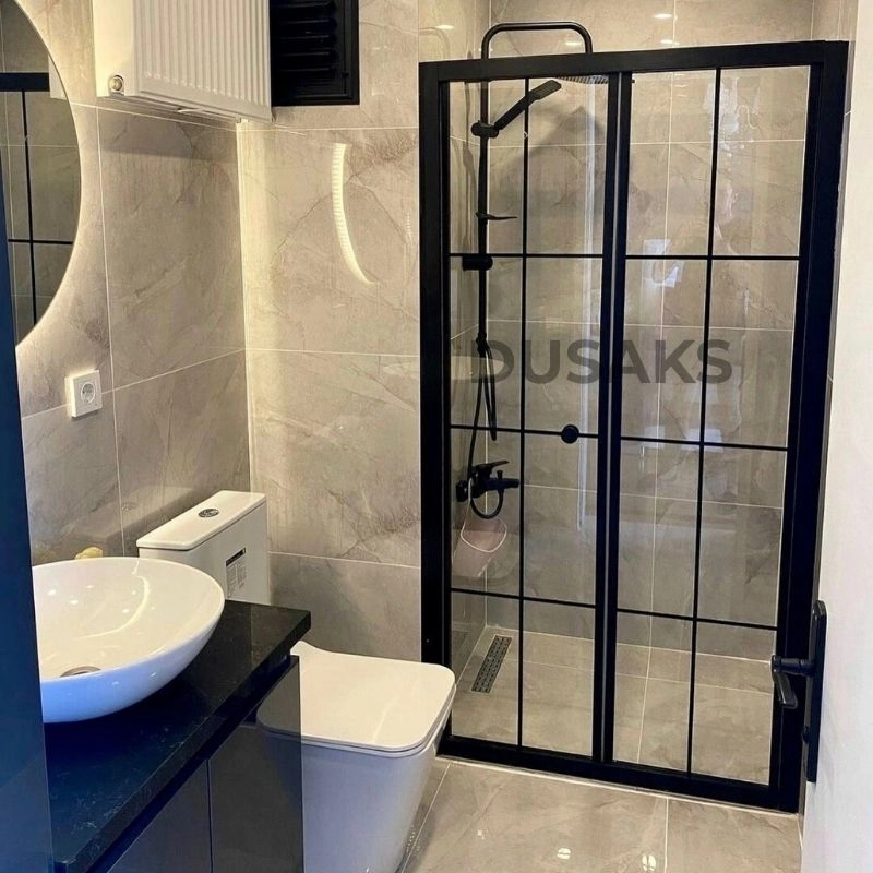 Katlanır Duşakabin Siyah Çizgili H 190