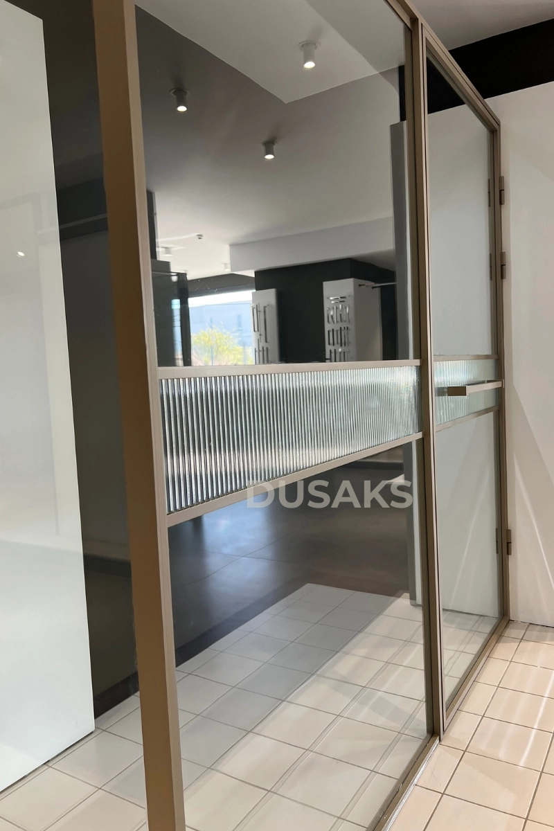 Nervürlü Cam Duşakabin Bronz Köşeli H200