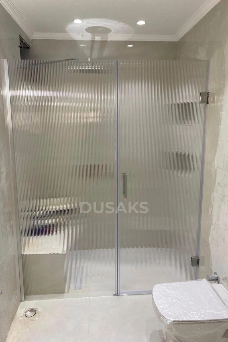 Parlak Menteşeli Nervürlü Cam Duşakabin H 200