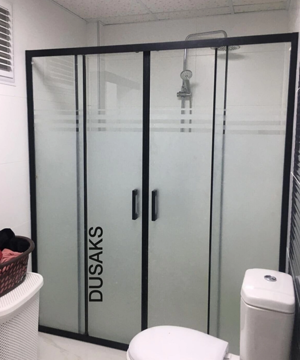 Siyah Duşakabin Kumlama Çizgili Cam H190