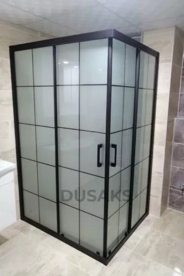 Siyah Duşakabin Çizgili Komple Kumlamalı Cam H 190