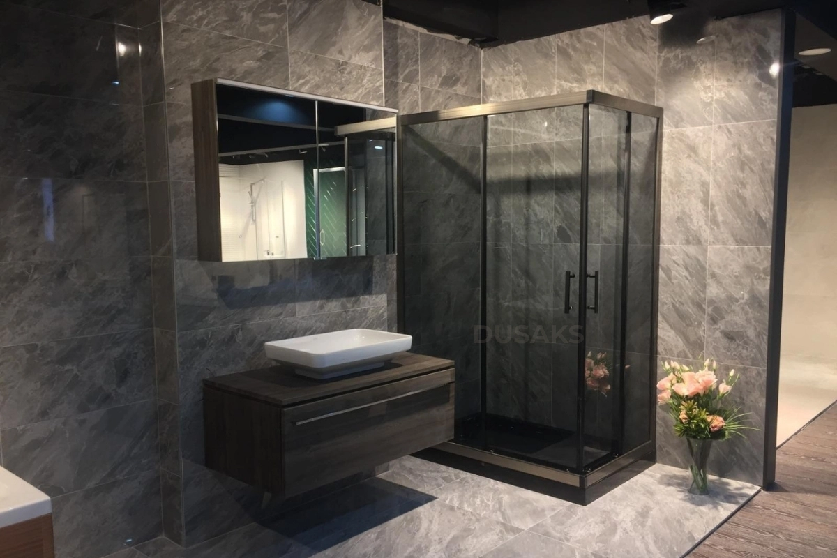 Füme Camlı Duşakabinler